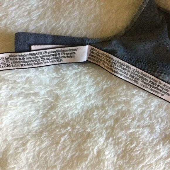 VICTORIA’S Secret Mesh Embellished Uplift Padded Plunge Gray Bra 34D - Picture 9 of 11